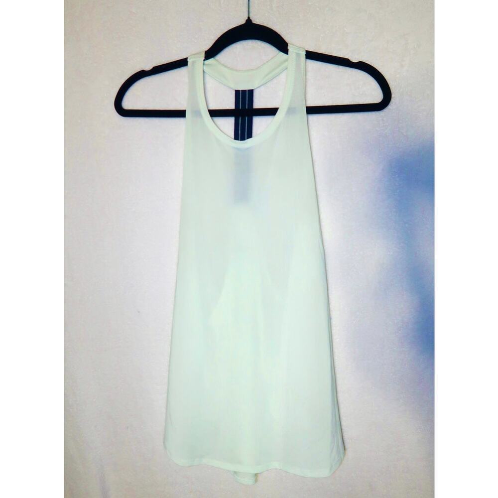 Athleta Incline Tank Top Power of She Medium Turquoise